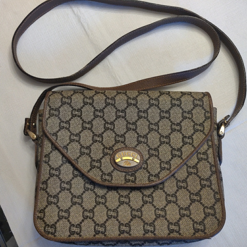 Authentic Gucci purse